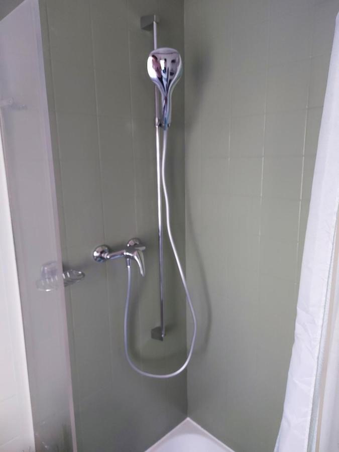 Petite Maison Sur La Colline Du Gibloux: 1Chambre,1 Salon Et Salle De Bain Prives Au Rez De Chausse, Piscine Exterieur Et Bbq , Le Châtelard-Montreux Exterior foto